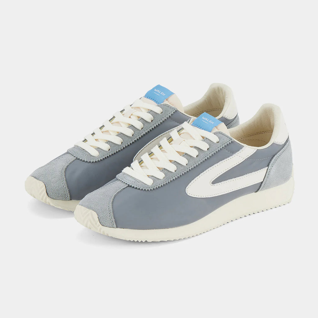 Front view of the London Beige and Gray sneaker, showing the refined 1970s Scintilla silhouette and weather-resistant material textures.